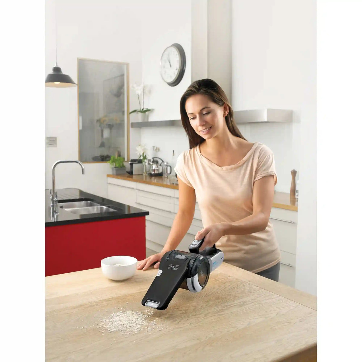 dustbuster® PIVOT VAC™ Cordless Handheld Vacuum, Extendible Crevice Tool, Pivot Nozzle, Strong Suction