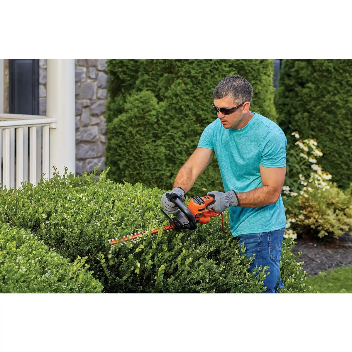 3.0 Amp 16 In. Electric compact Hedge Trimmer